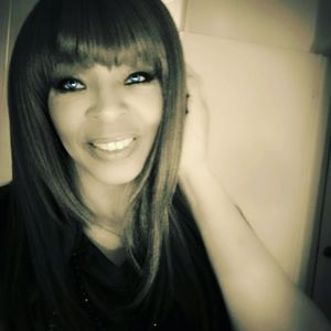 Meet your Posher, Regina